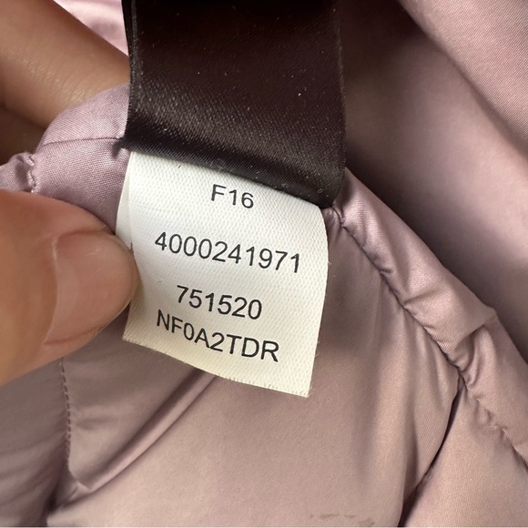 The North Face Aconcagua 550 Down Jacket Purple Satin Puffer Women’s XS - Picture 9 of 15